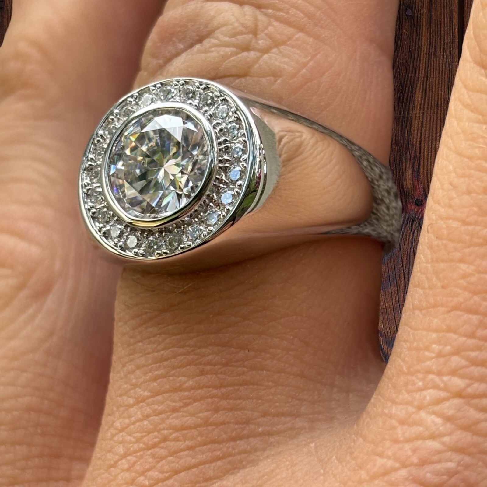 925 Sterling Silver Round Brilliant Cut Ring With Moissanite