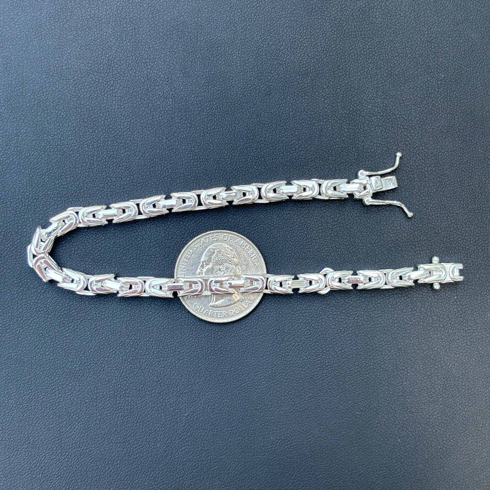 925 Sterling Silver 5mm Byzantine W. Box Clasp Bracelet