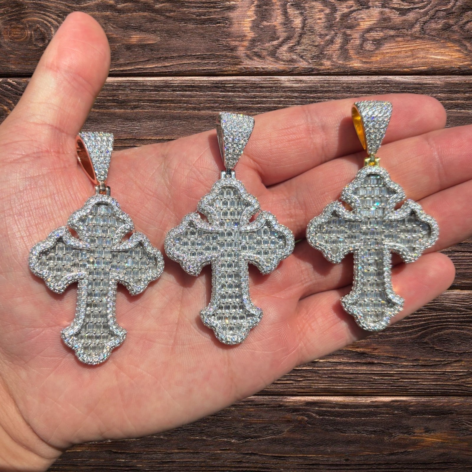 925 Sterling Silver Gothic Cross With Moissanite - Large