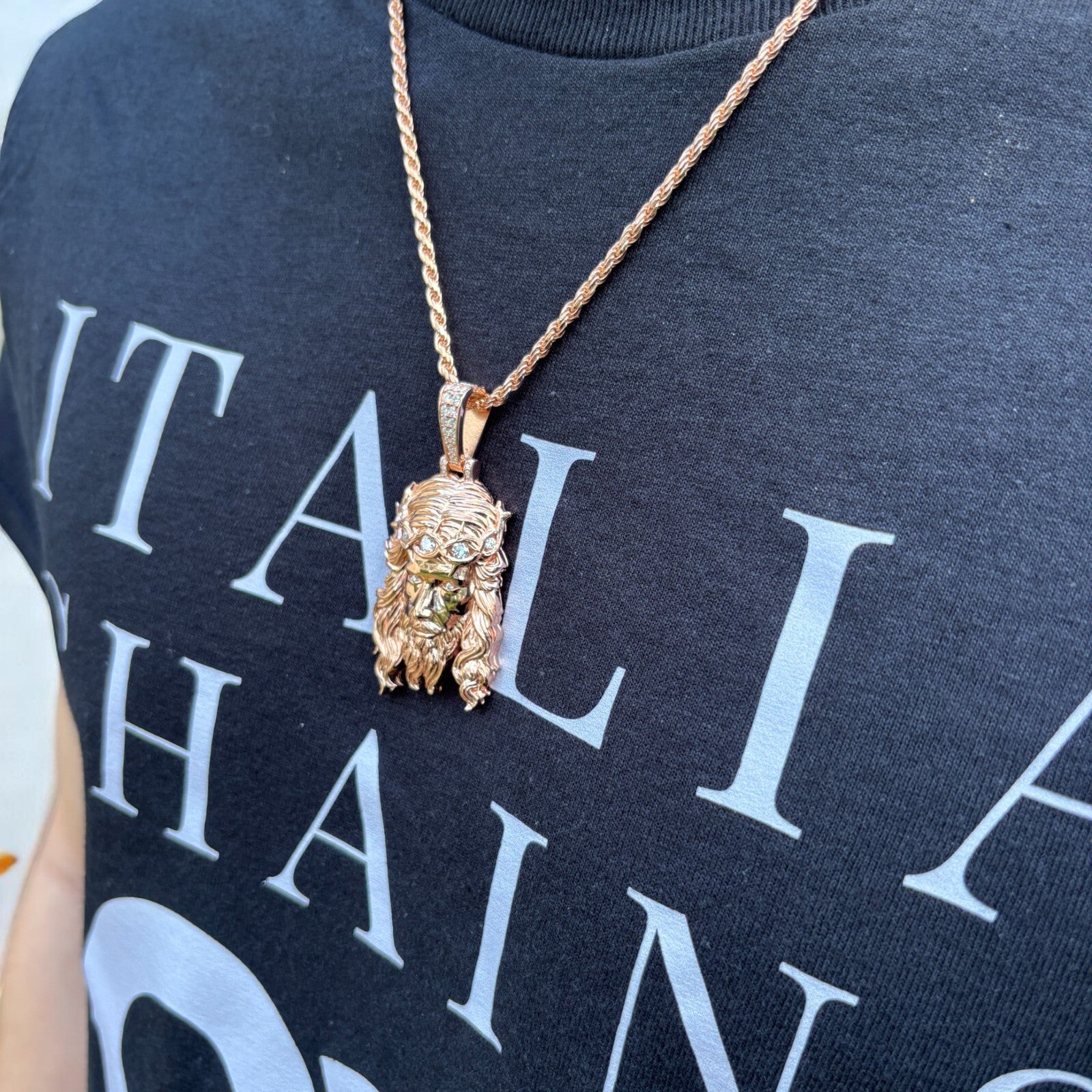 925 Sterling Silver Jesus Pendant With Moissanite - Medium