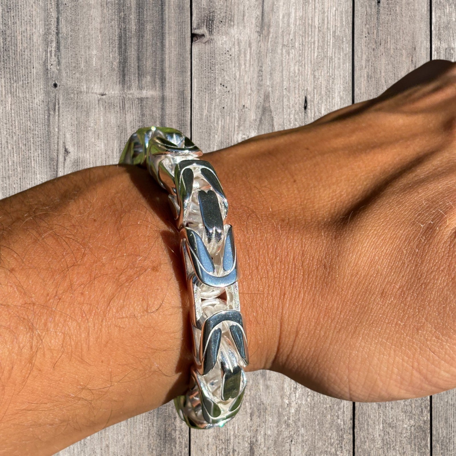 925 Sterling Silver 10mm Byzantine W. Box Clasp Bracelet