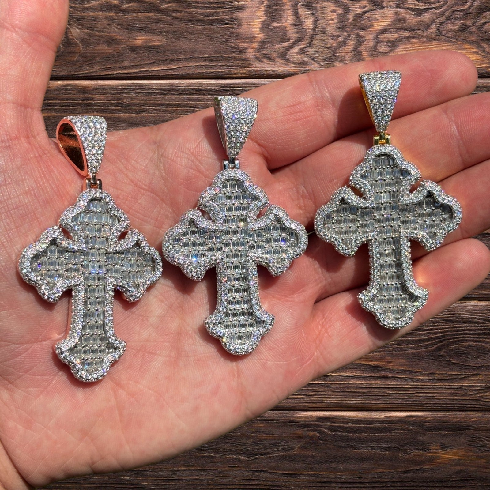 925 Sterling Silver Gothic Cross With Moissanite - Large