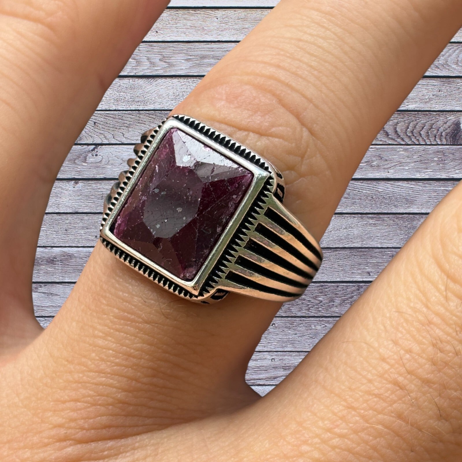 925 Sterling Silver Vintage Red Ruby Ring
