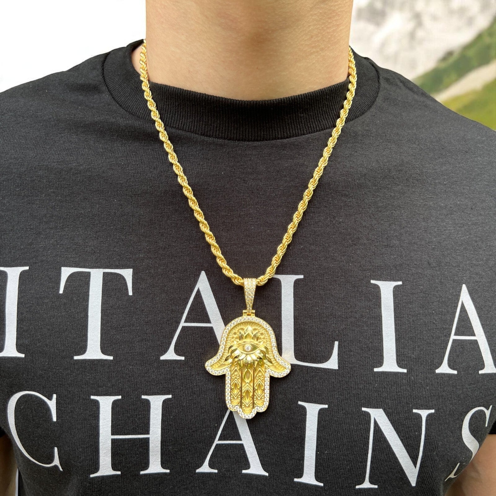 925 Sterling Silver Hamsa Hand Pendant With Moissanite - Large