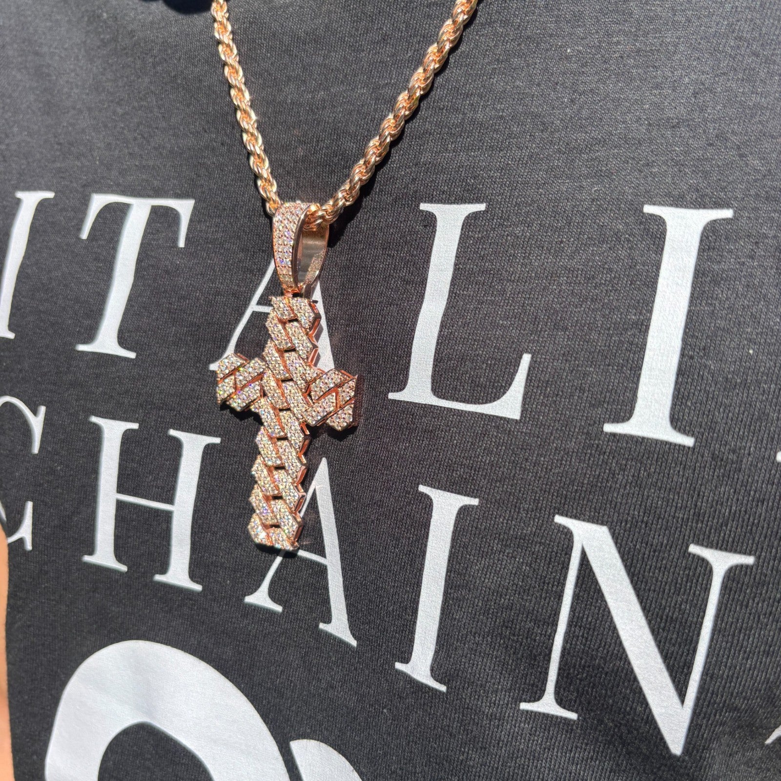 925 Sterling Silver Cuban Prong Cross With Moissanite - Large