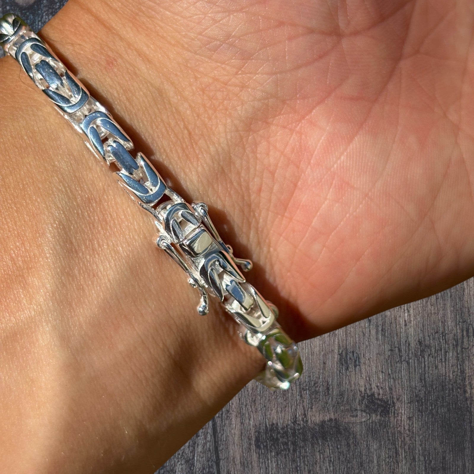 925 Sterling Silver 5mm Byzantine W. Box Clasp Bracelet