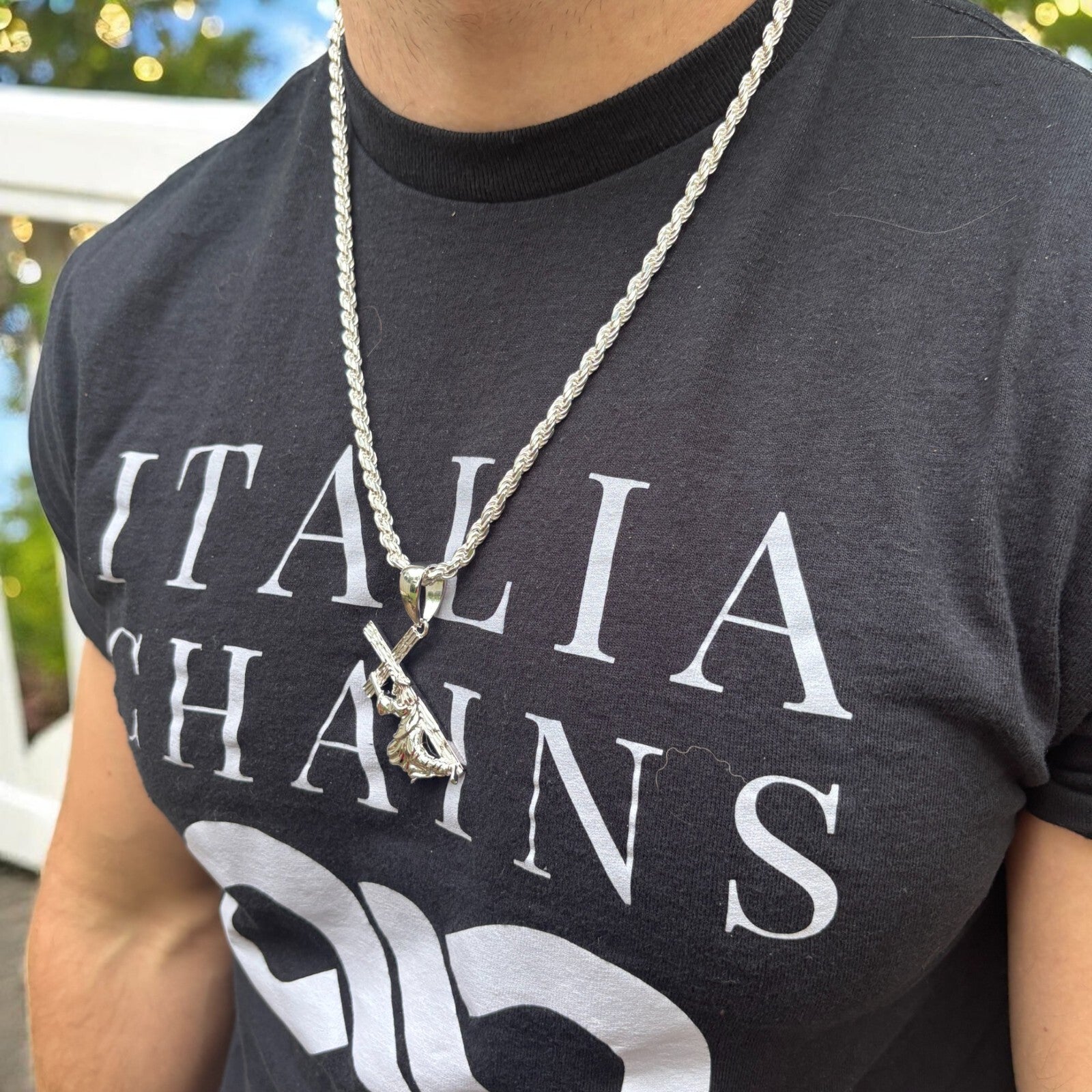 925 Sterling Silver Jesus Carrying Cross Pendant - Medium