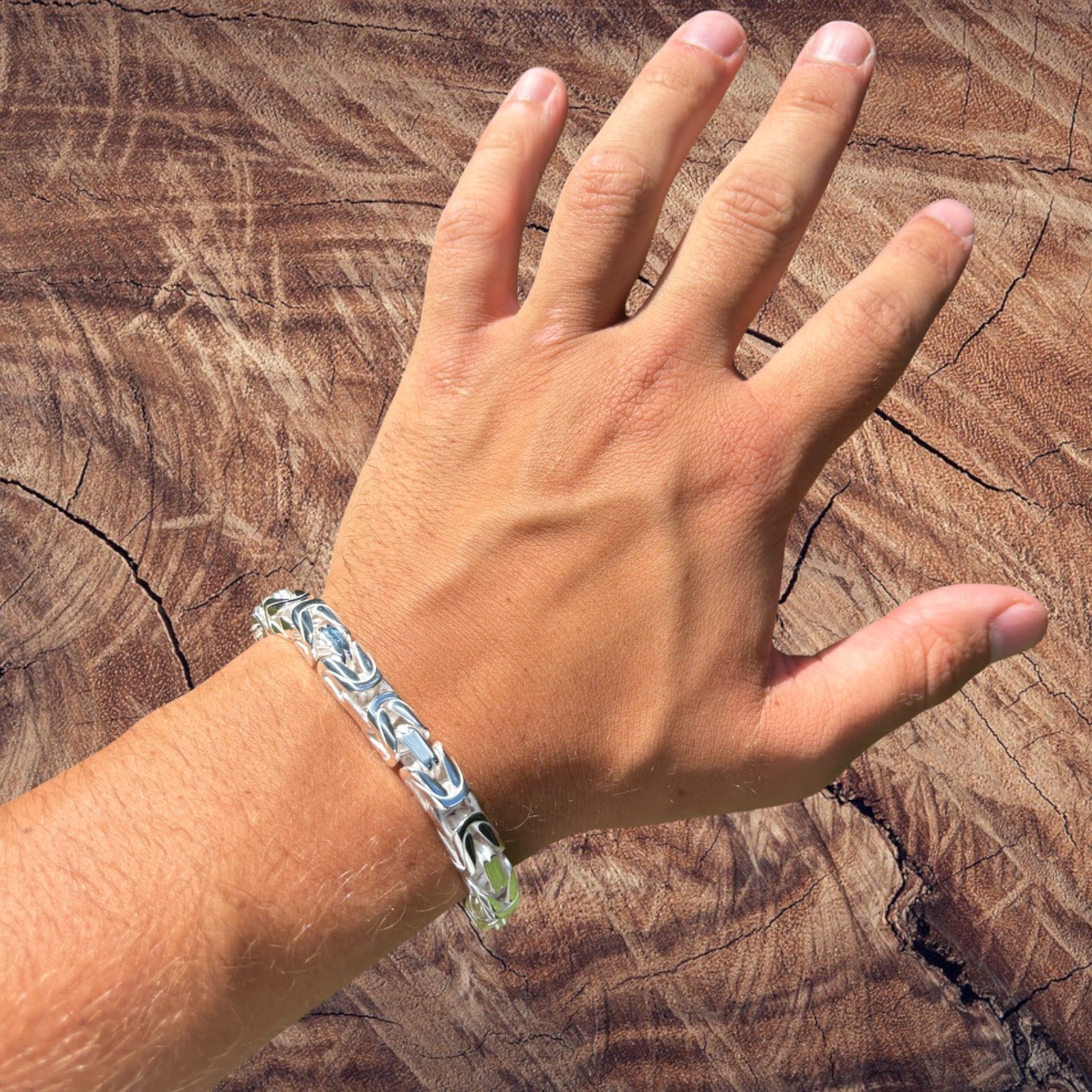 925 Sterling Silver 8mm Byzantine W. Box Clasp Bracelet