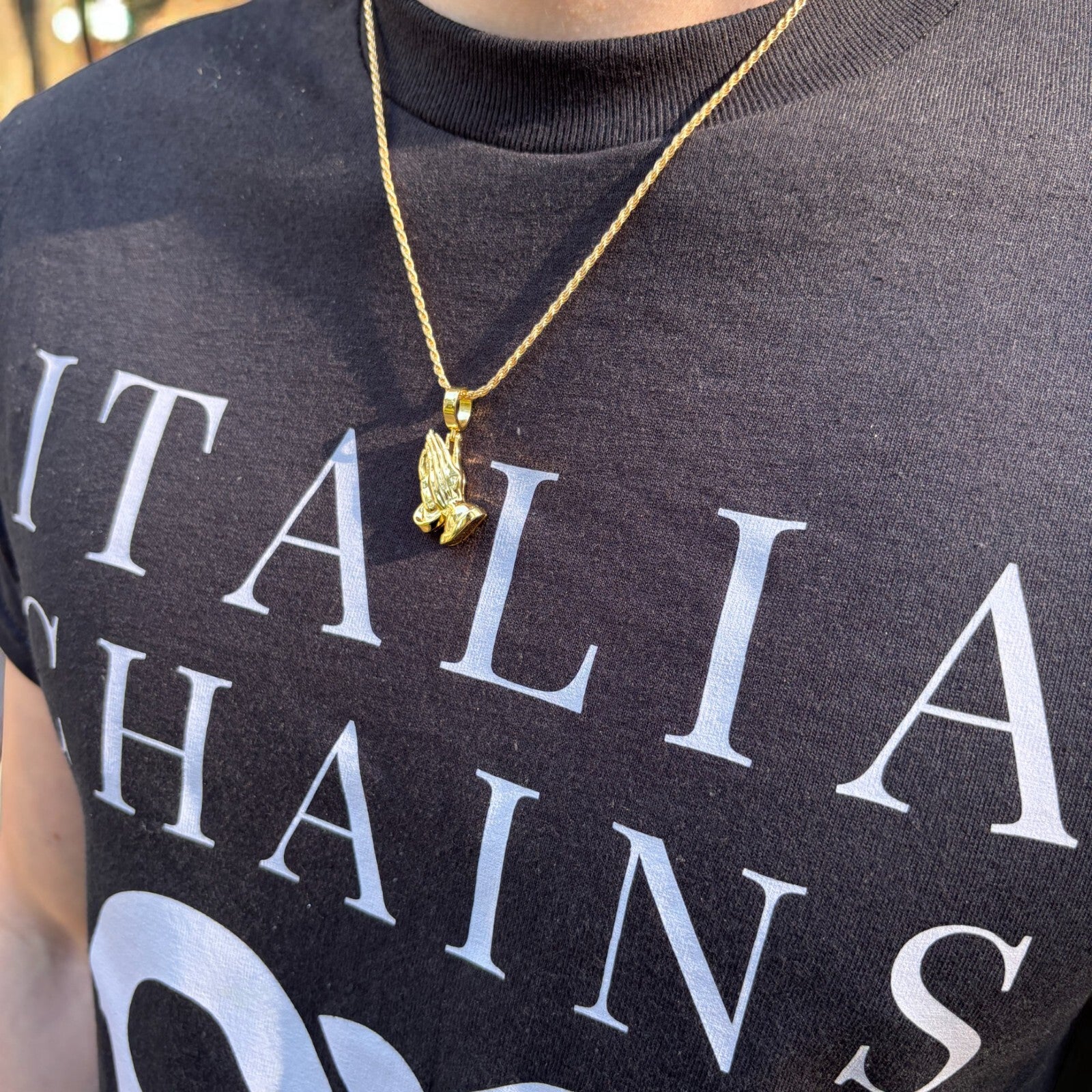 925 Sterling Silver Praying Hands Pendant - Small