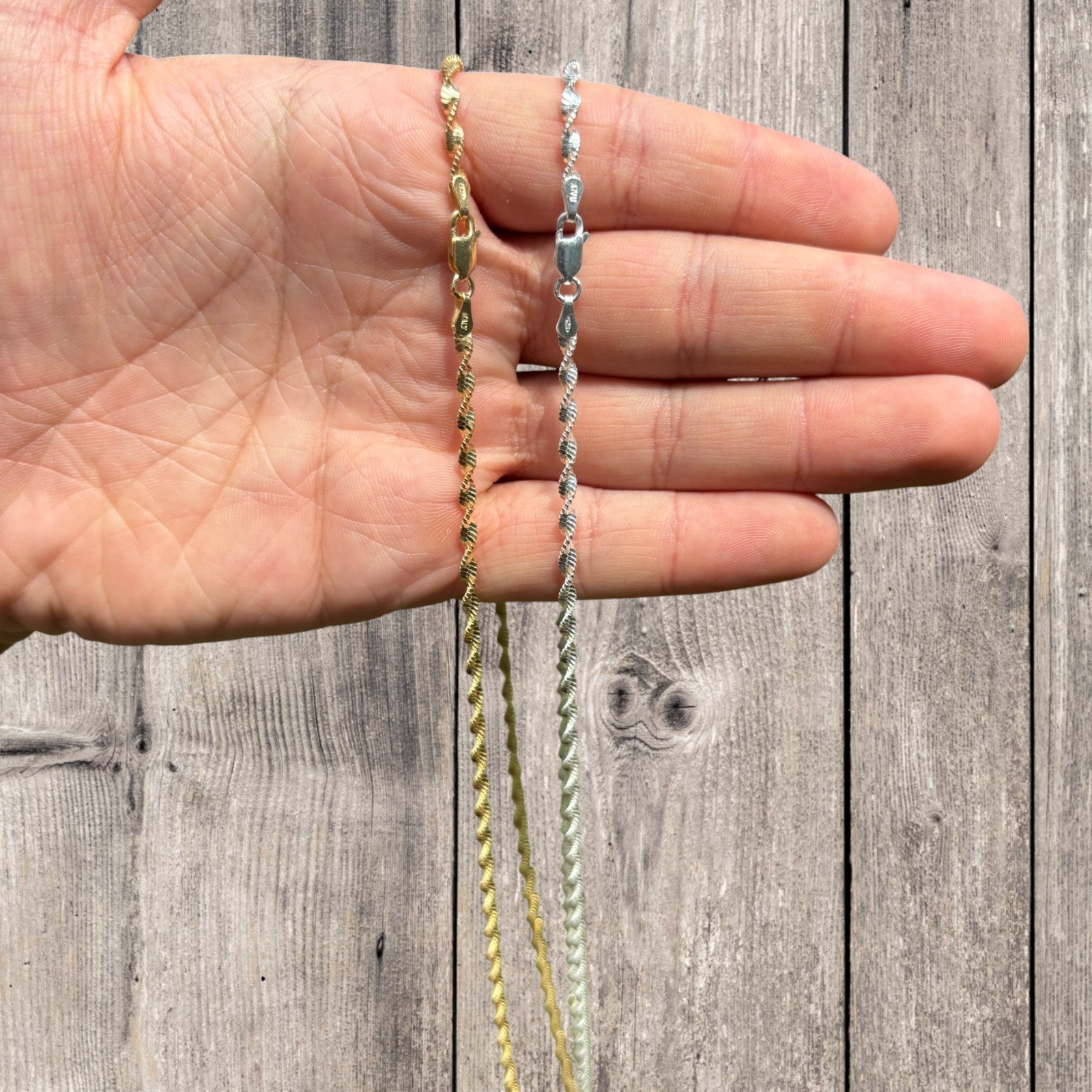 925 Sterling Silver 2.5mm Singapore Chain Necklace