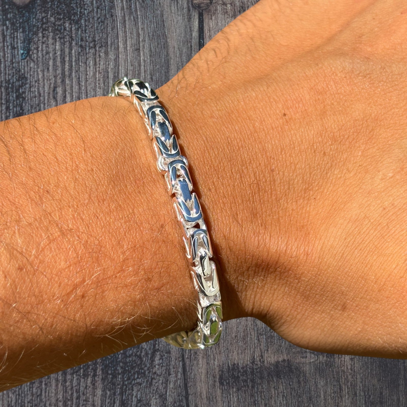 925 Sterling Silver 5mm Byzantine W. Box Clasp Bracelet