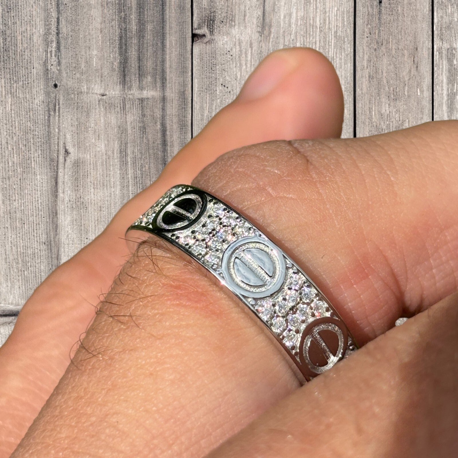 925 Sterling Silver Love Ring With Moissanite