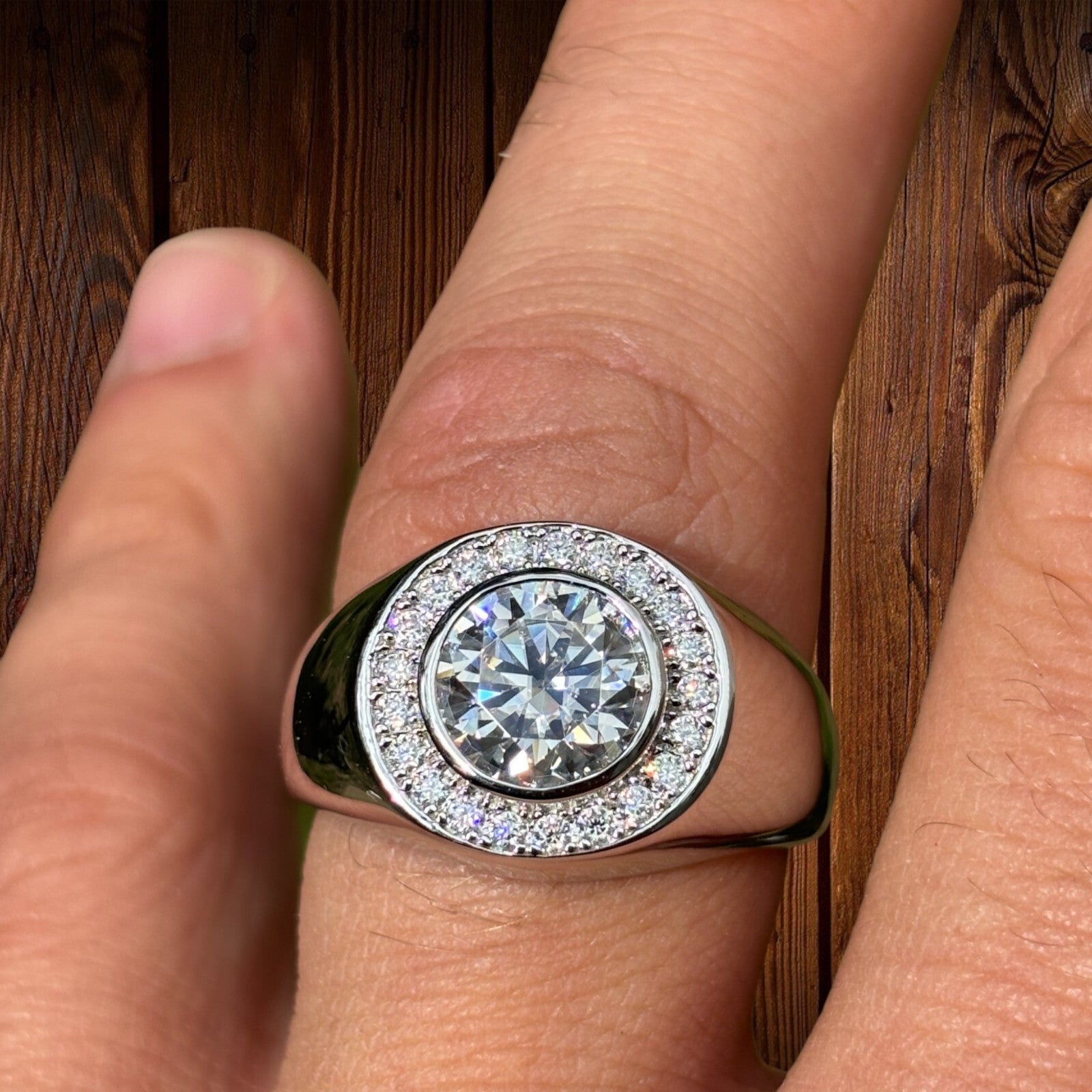 925 Sterling Silver Round Brilliant Cut Ring With Moissanite