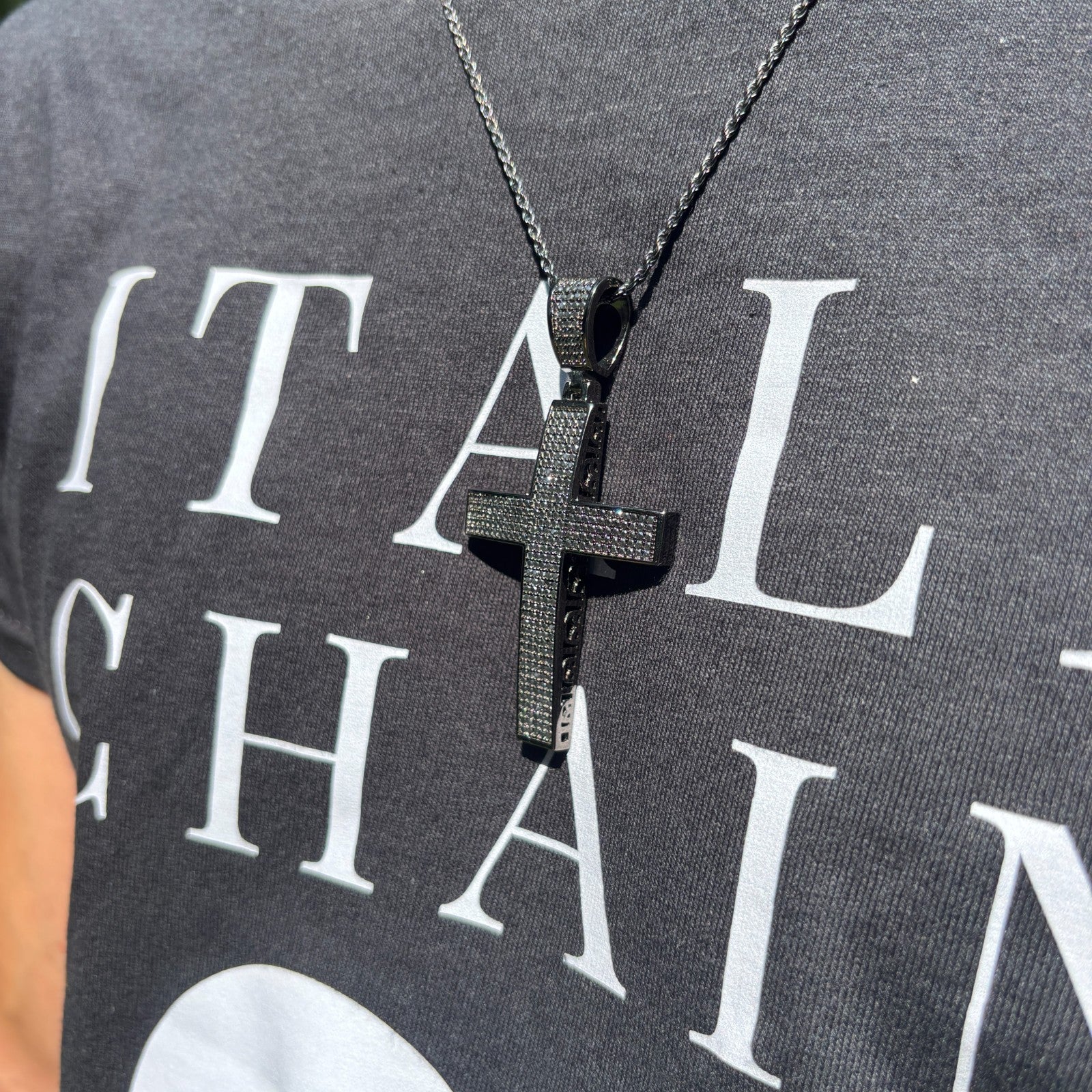 925 Sterling Silver Iced Out Cross Pendant With Moissanite