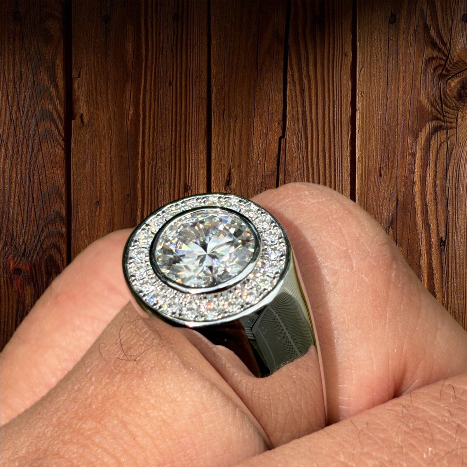 925 Sterling Silver Round Brilliant Cut Ring With Moissanite