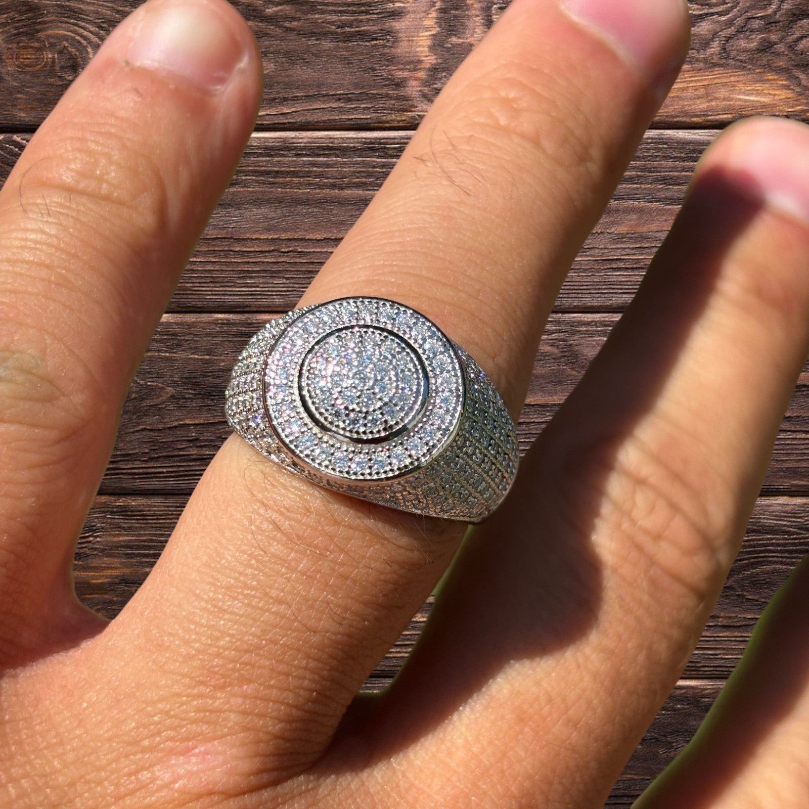 925 Sterling Silver Moissanite Iced Out Round Shaped Ring