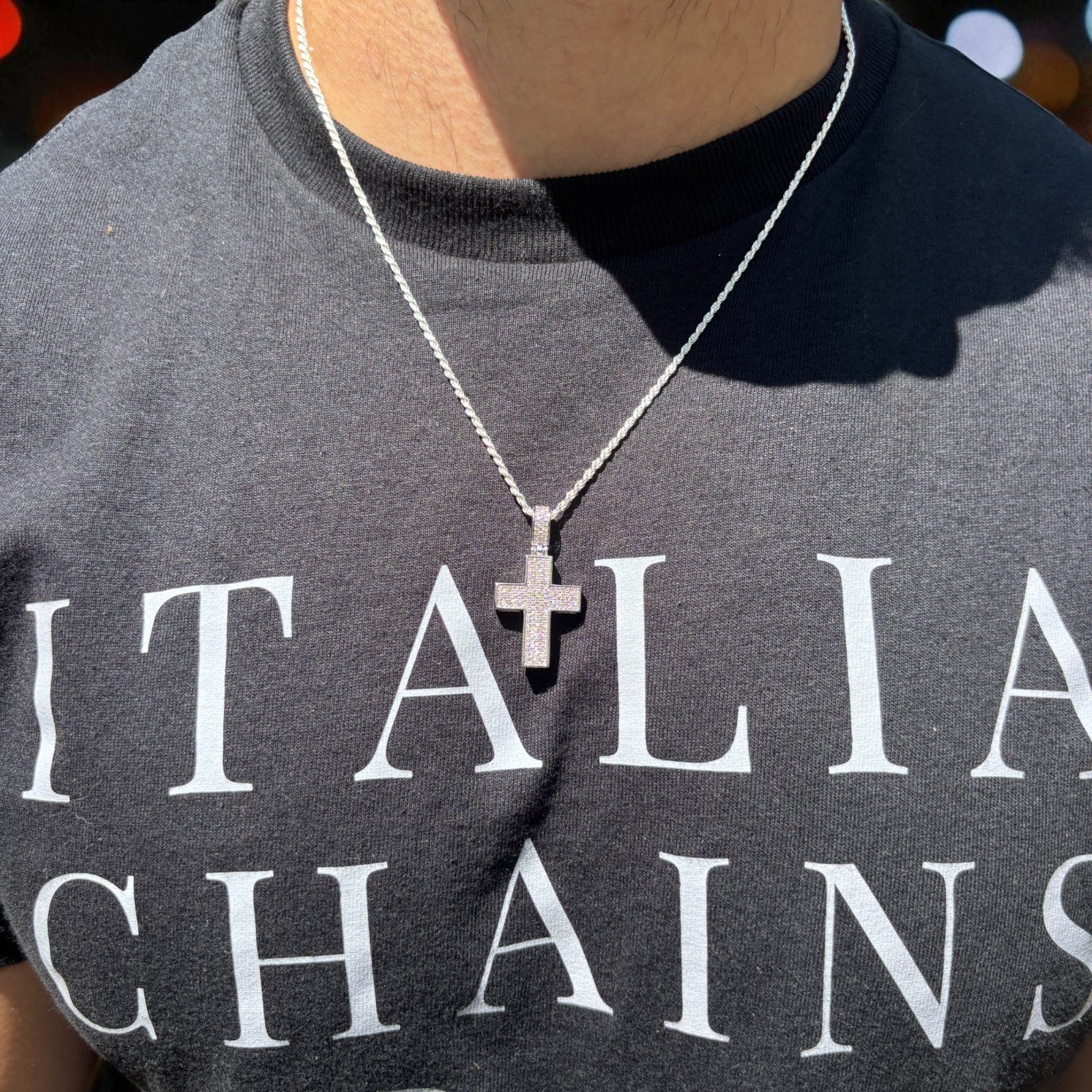 925 Sterling Silver 3D Cross Pendant With Moissanite - Small