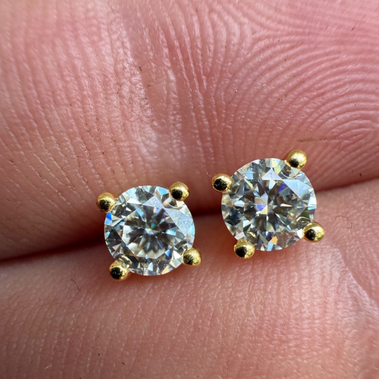 349ef9cb-319d-4116-bc94-38856689e646