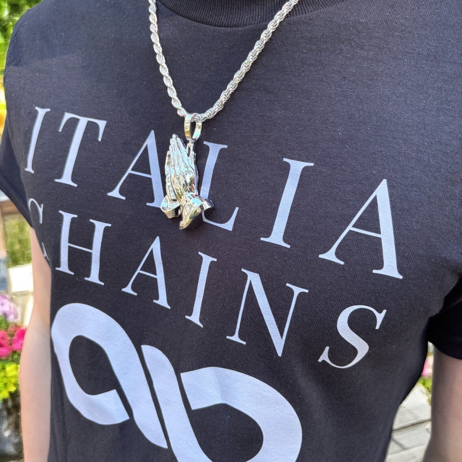 925 Sterling Silver Praying Hands Pendant - Large