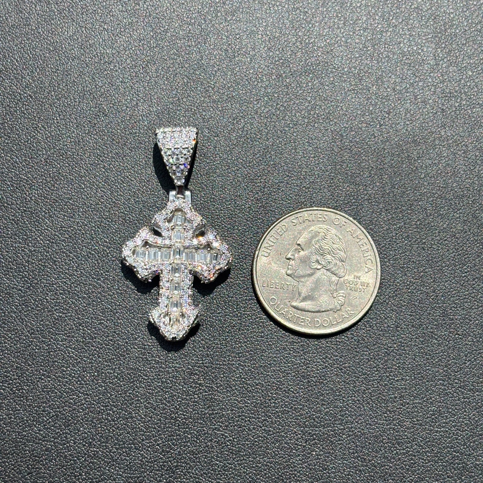 925 Sterling Silver Gothic Cross With Moissanite - Small