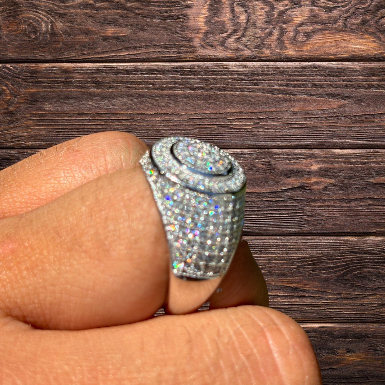 925 Sterling Silver Moissanite Iced Out Round Shaped Ring