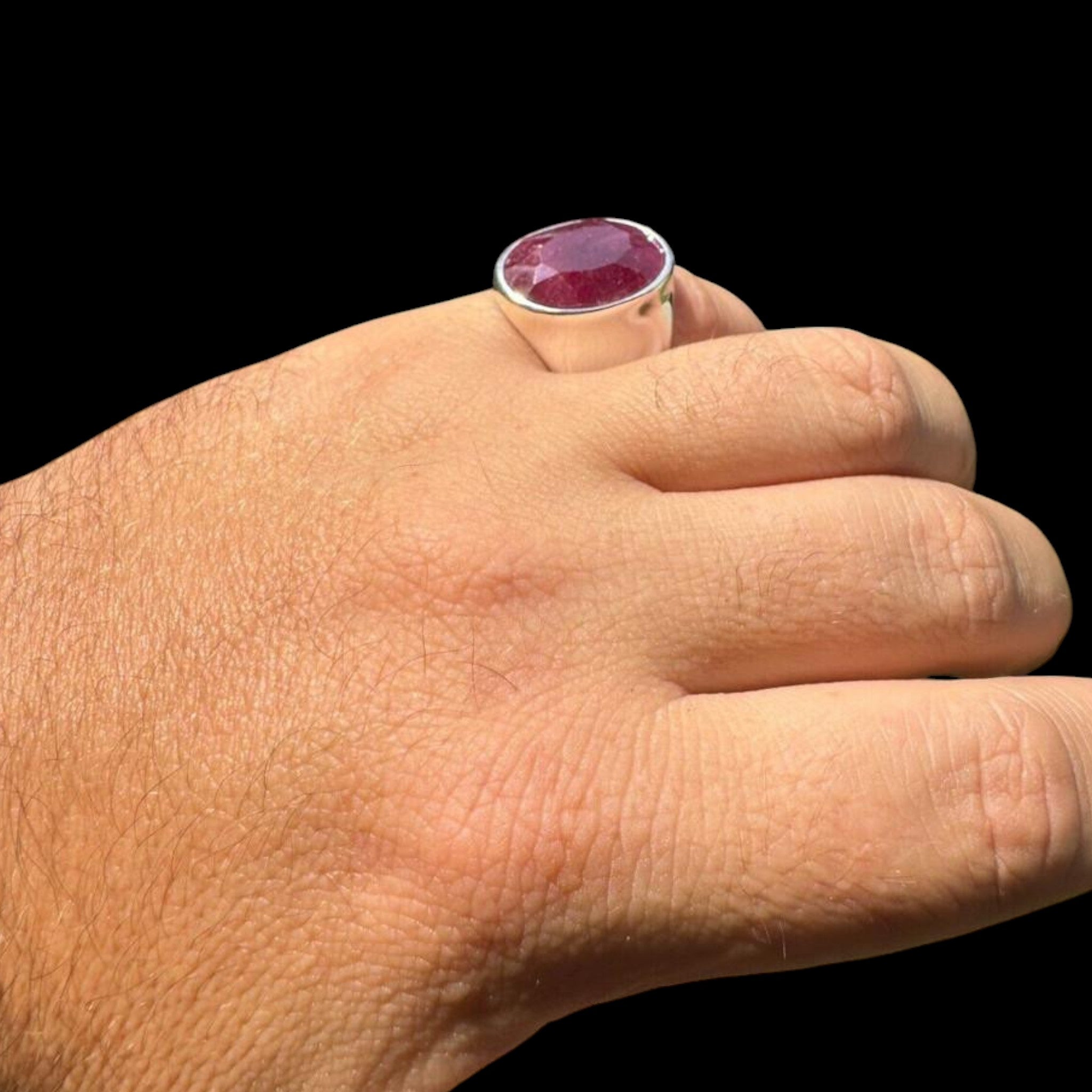 925 Sterling Silver 18ct NATURAL Red Ruby Oval Stone Ring
