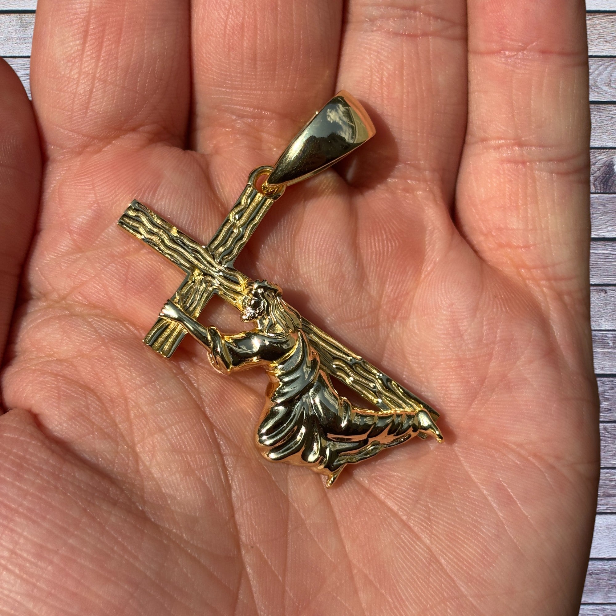 925 Sterling Silver Jesus Carrying Cross Pendant - Medium