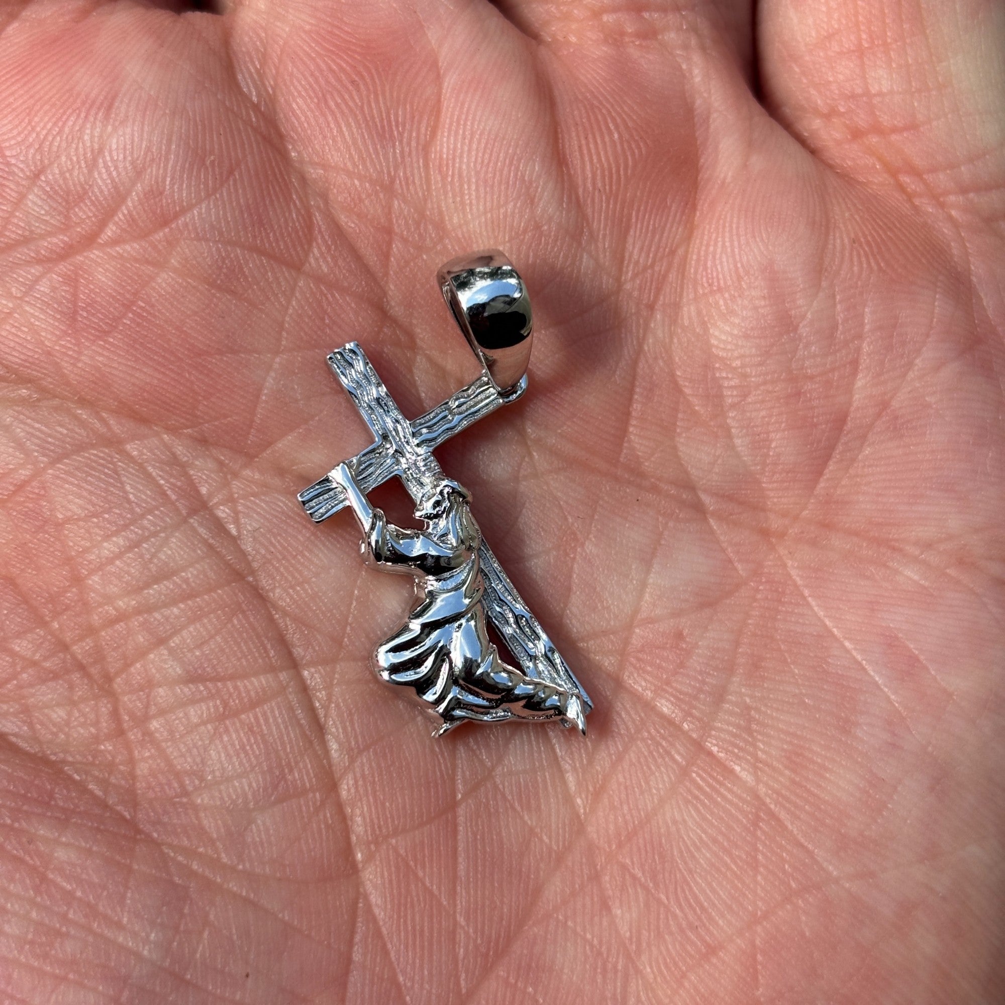 925 Sterling Silver Jesus Carrying Cross Pendant - Small