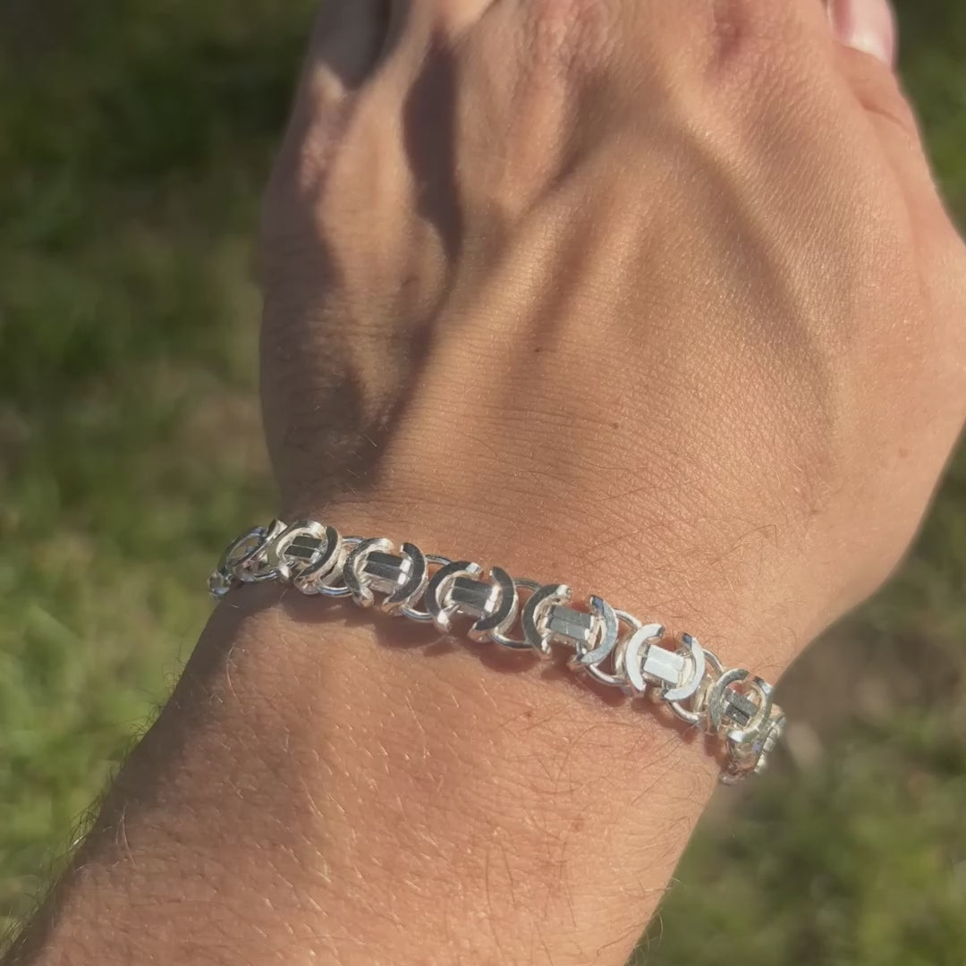925 Sterling Silver 8mm Flat Byzantine Bracelet