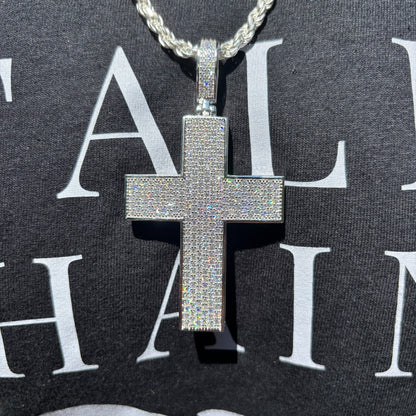 925 Sterling Silver 3D Cross Pendant With Moissanite - Large
