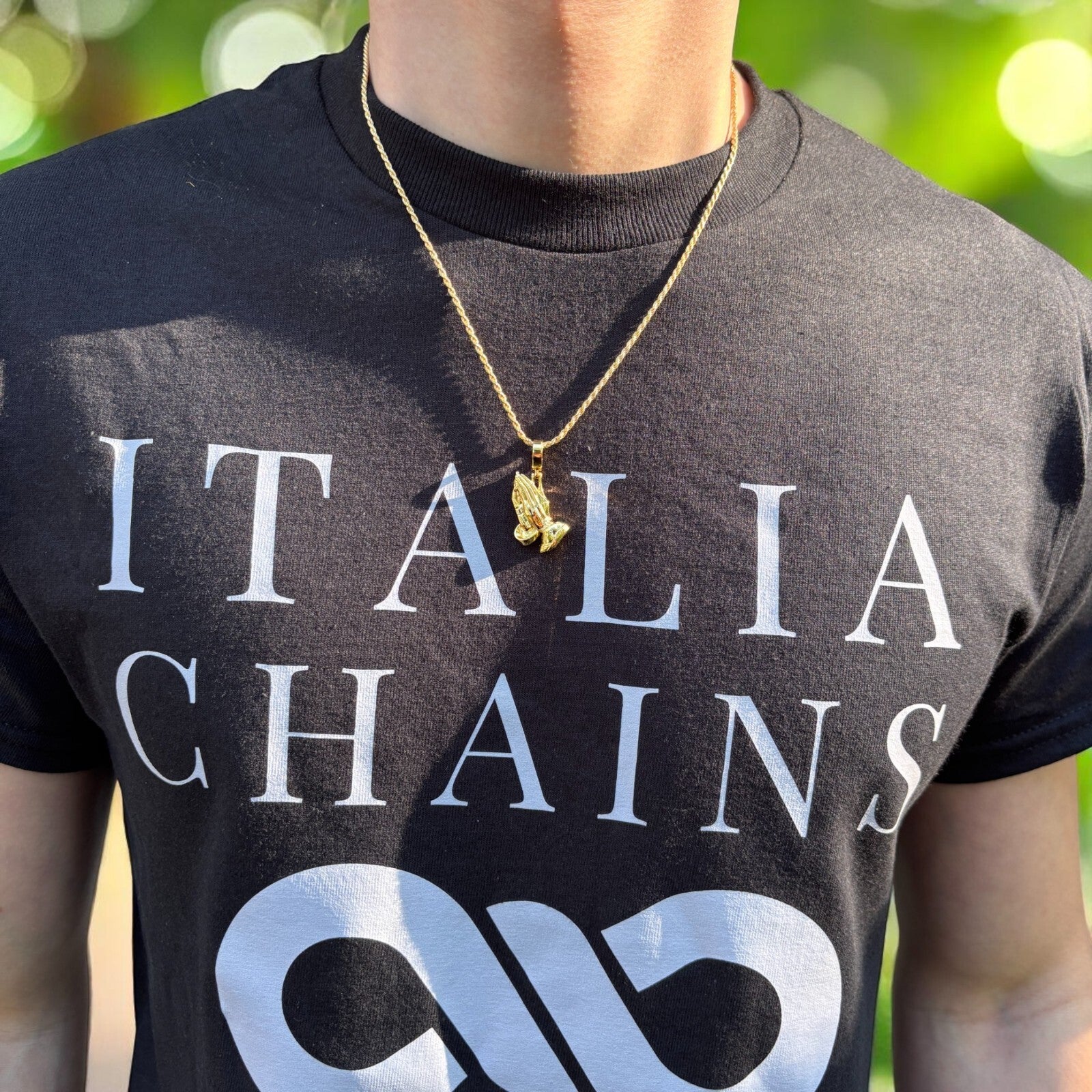 925 Sterling Silver Praying Hands Pendant - Small