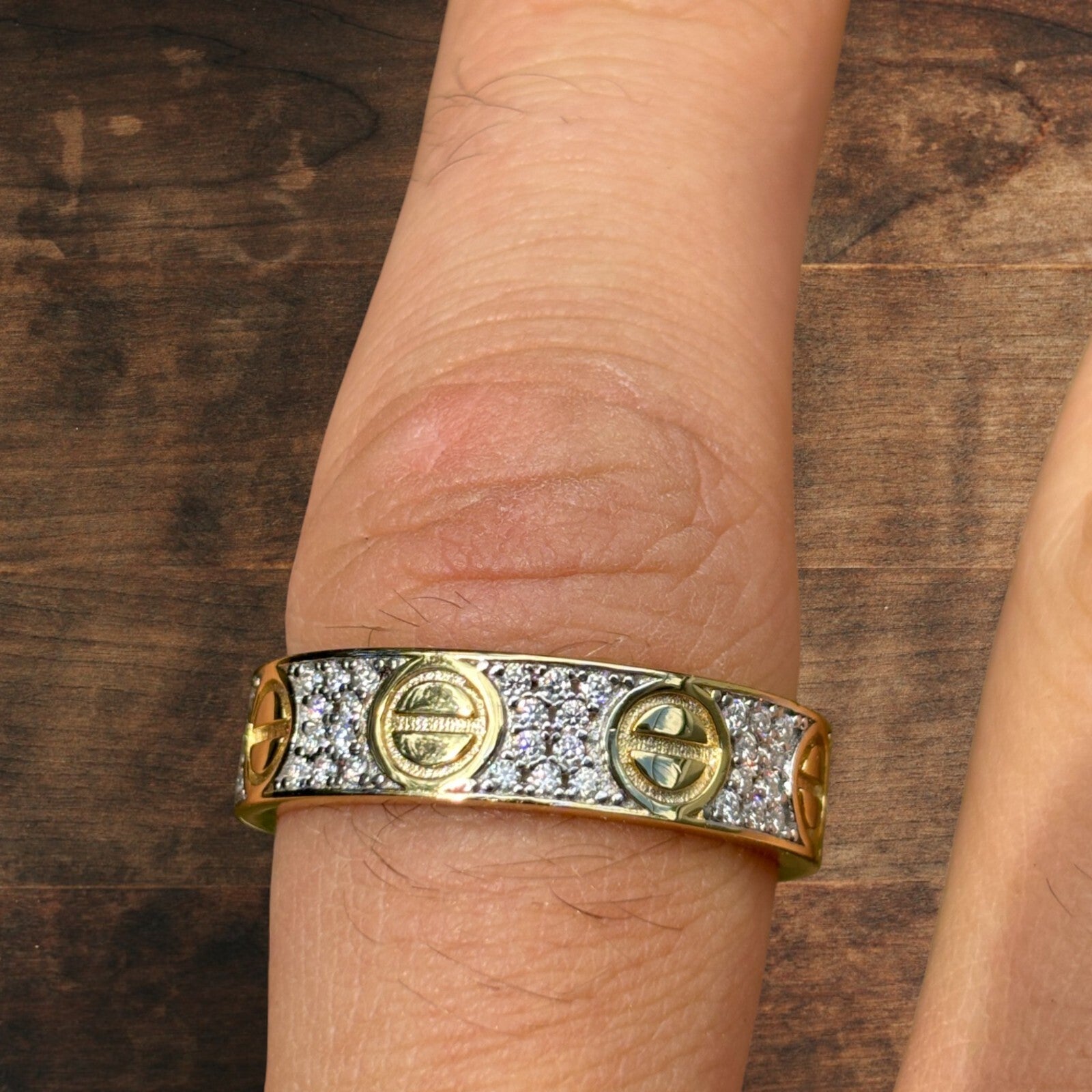 925 Sterling Silver Love Ring With Moissanite