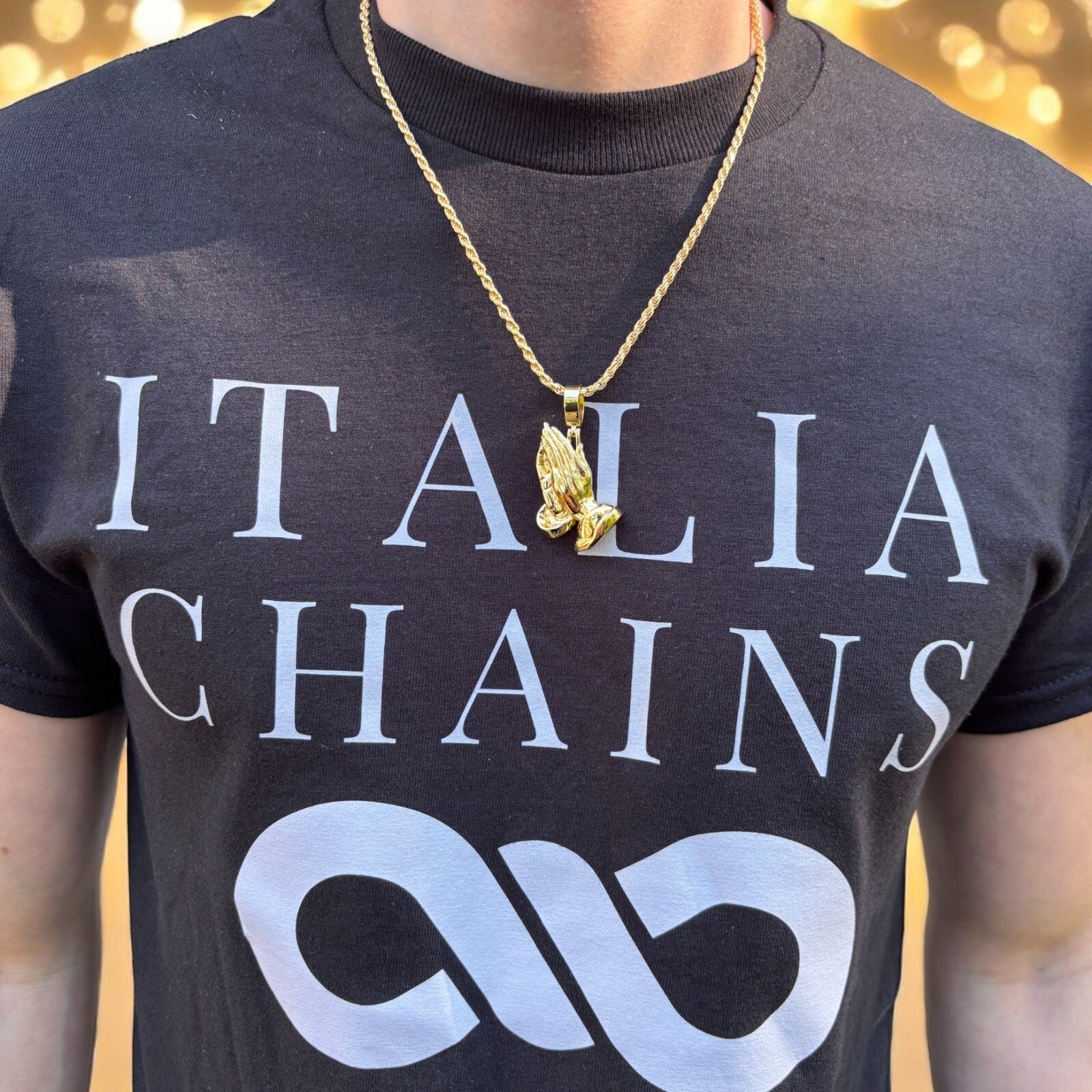 925 Sterling Silver Praying Hands Pendant - Medium