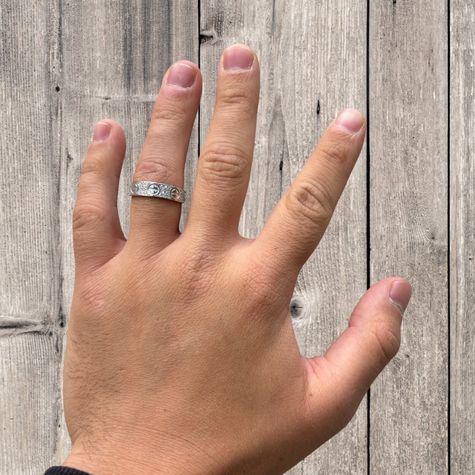 925 Sterling Silver Love Ring With Moissanite