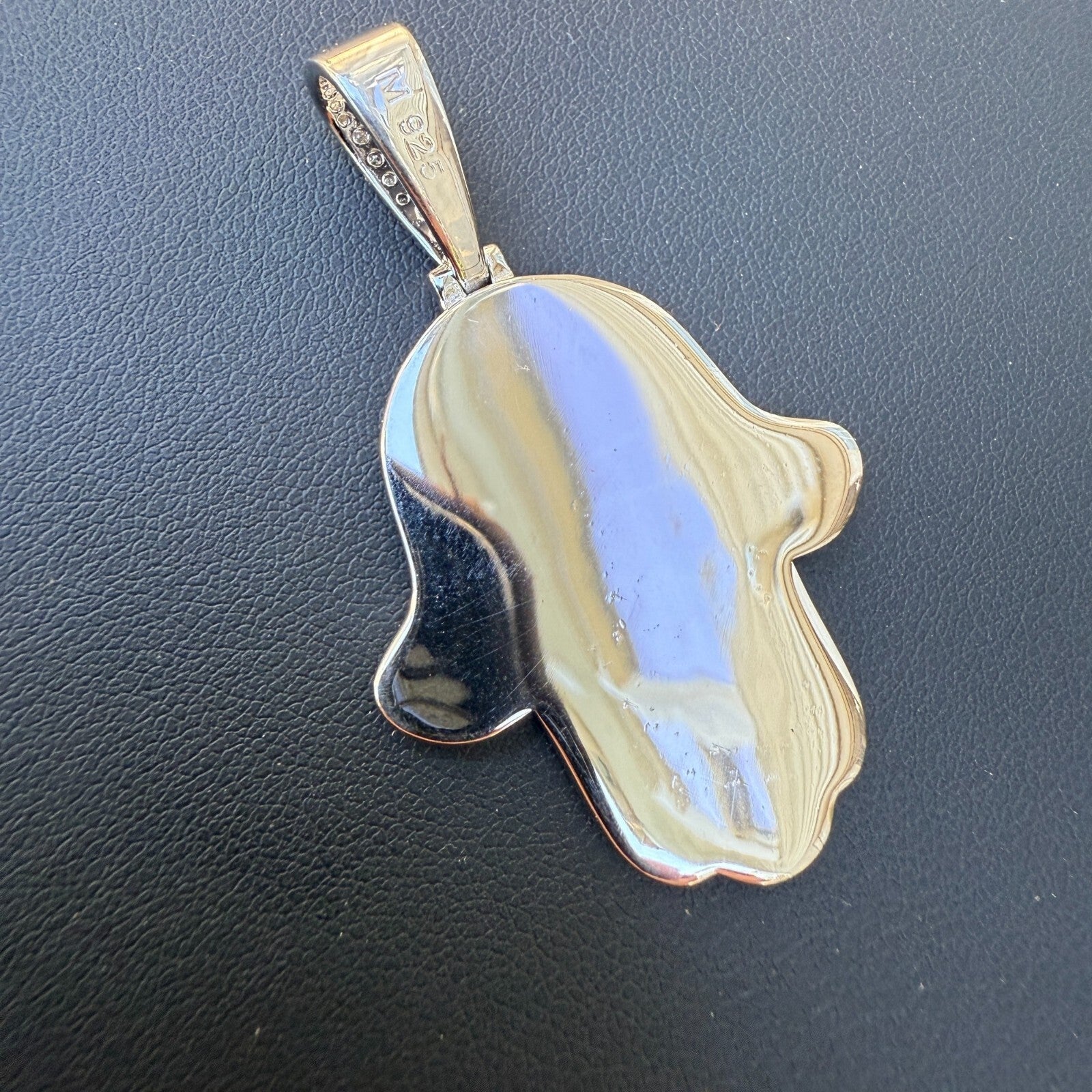 925 Sterling Silver Hamsa Hand Pendant With Moissanite - Medium