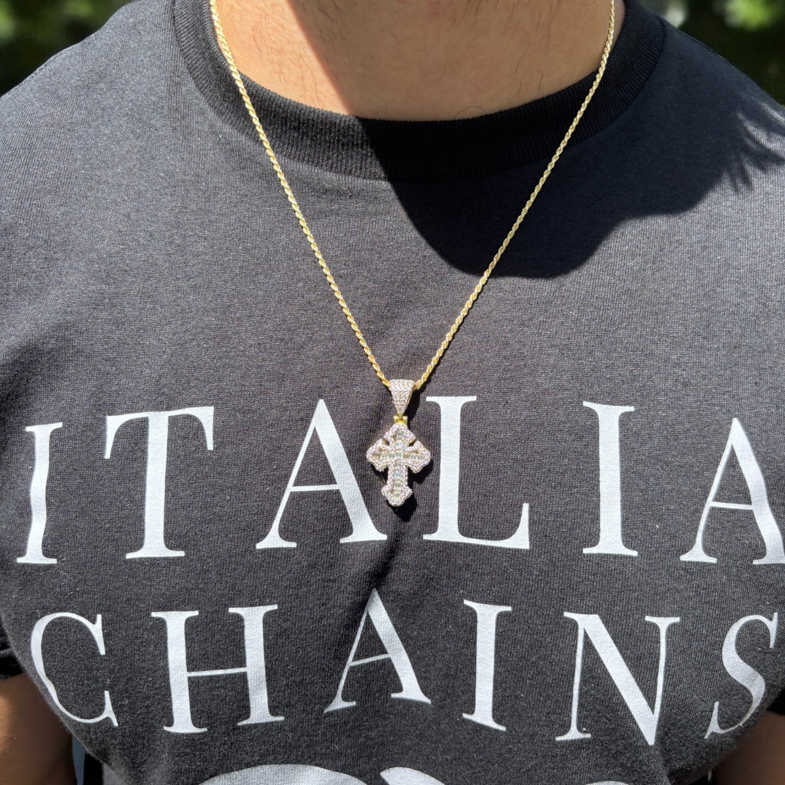 925 Sterling Silver Gothic Cross With Moissanite - Small