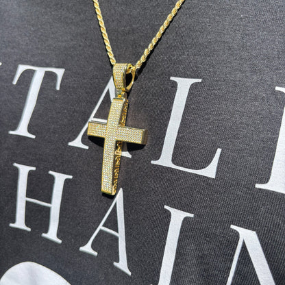 925 Sterling Silver Iced Out Cross Pendant With Moissanite