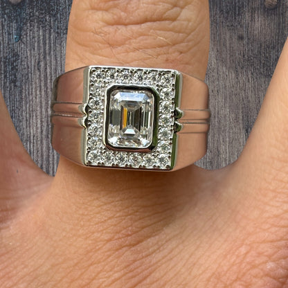 925 Sterling Silver Emerald Cut Ring With Moissanite