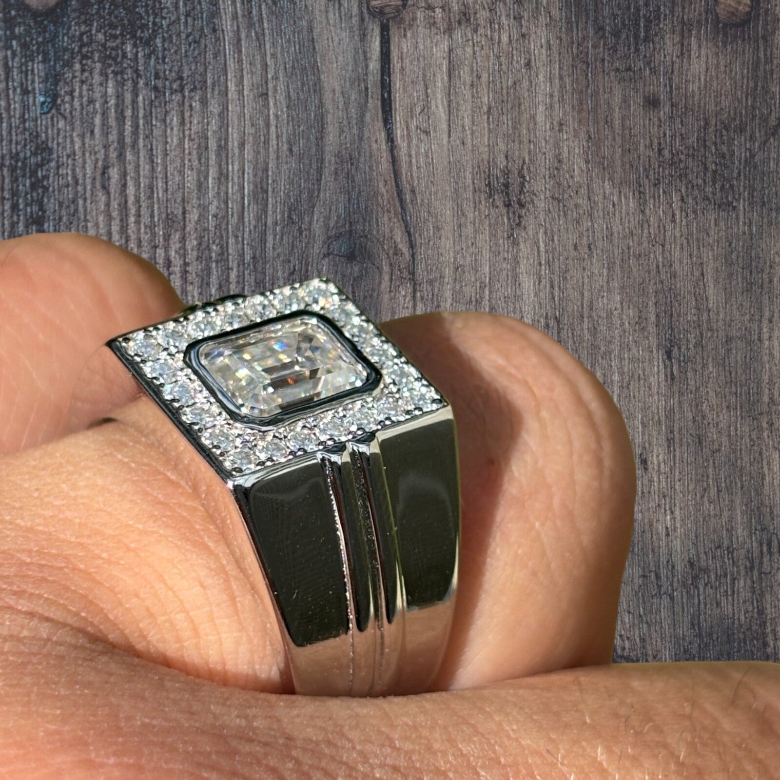 925 Sterling Silver Emerald Cut Ring With Moissanite