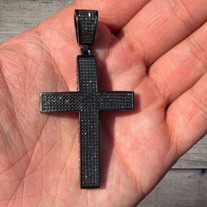 925 Sterling Silver Iced Out Cross Pendant With Moissanite