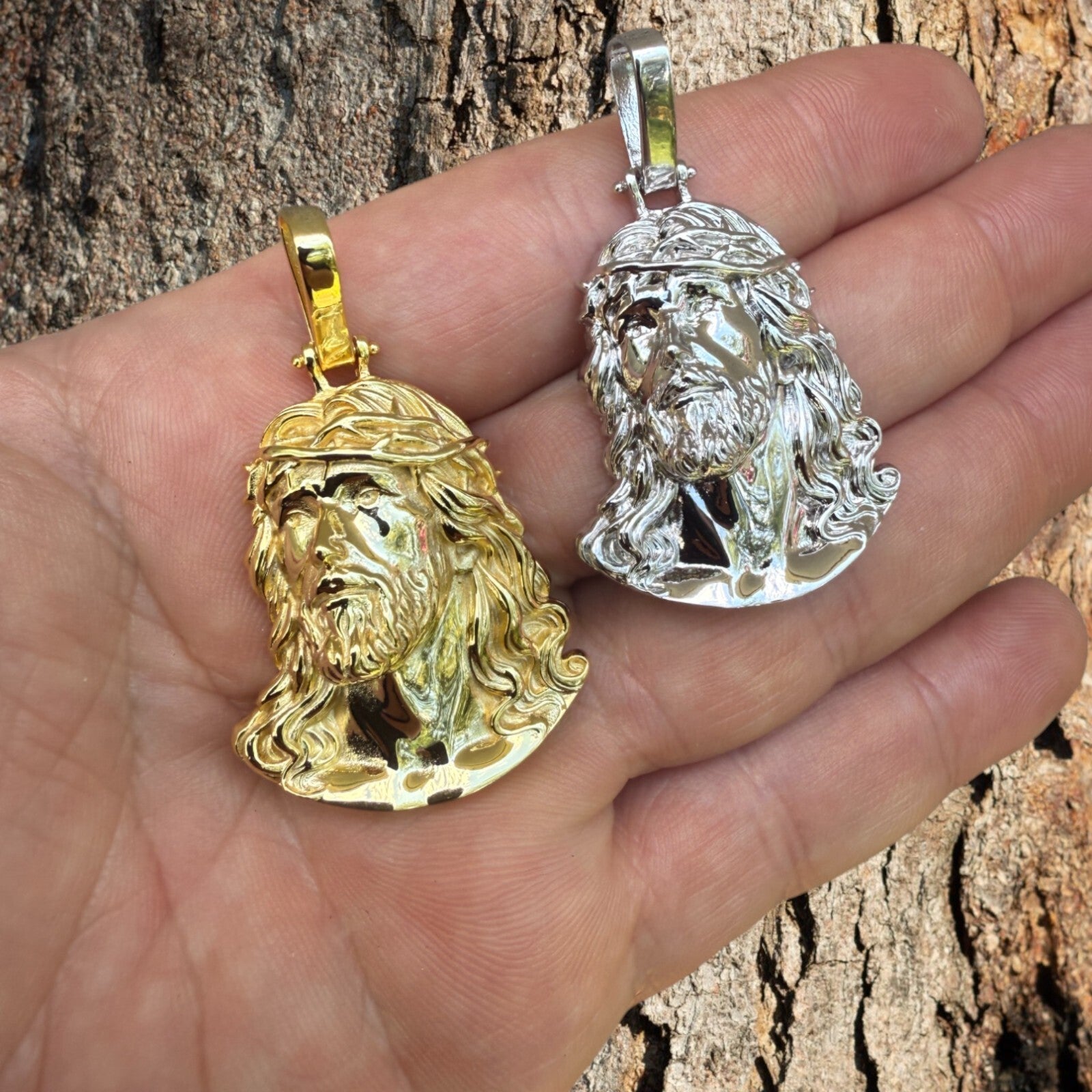 925 Sterling Silver Passion Of The Christ Jesus Piece Pendant - Medium