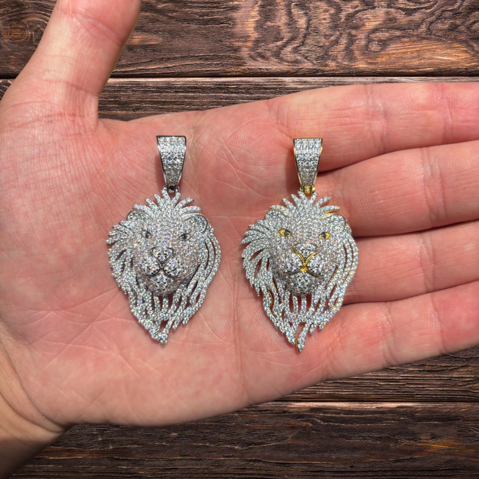 925 Sterling Silver Lion Pendant With Moissanite