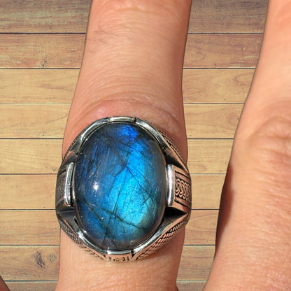 925 Sterling Silver Labradorite Ring