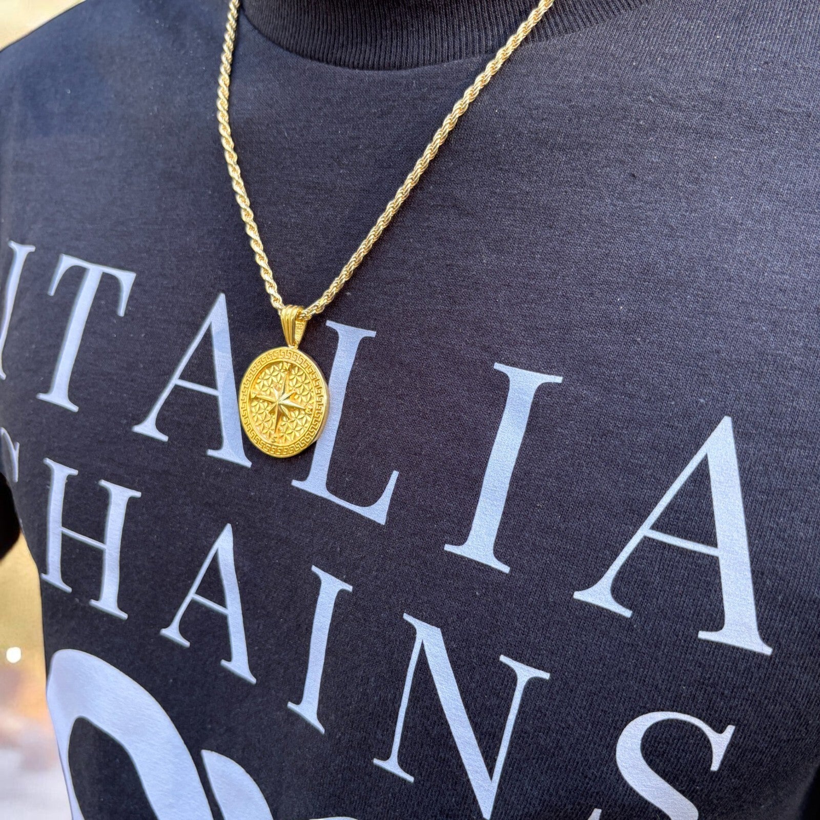 925 Sterling Silver Compass Pendant