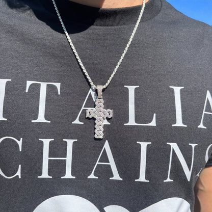925 Sterling Silver Cuban Prong Cross With Moissanite - Medium