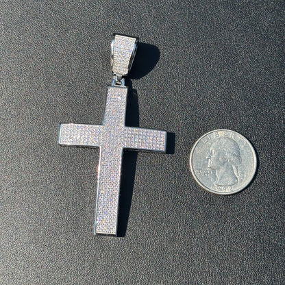 925 Sterling Silver Iced Out Cross Pendant With Moissanite