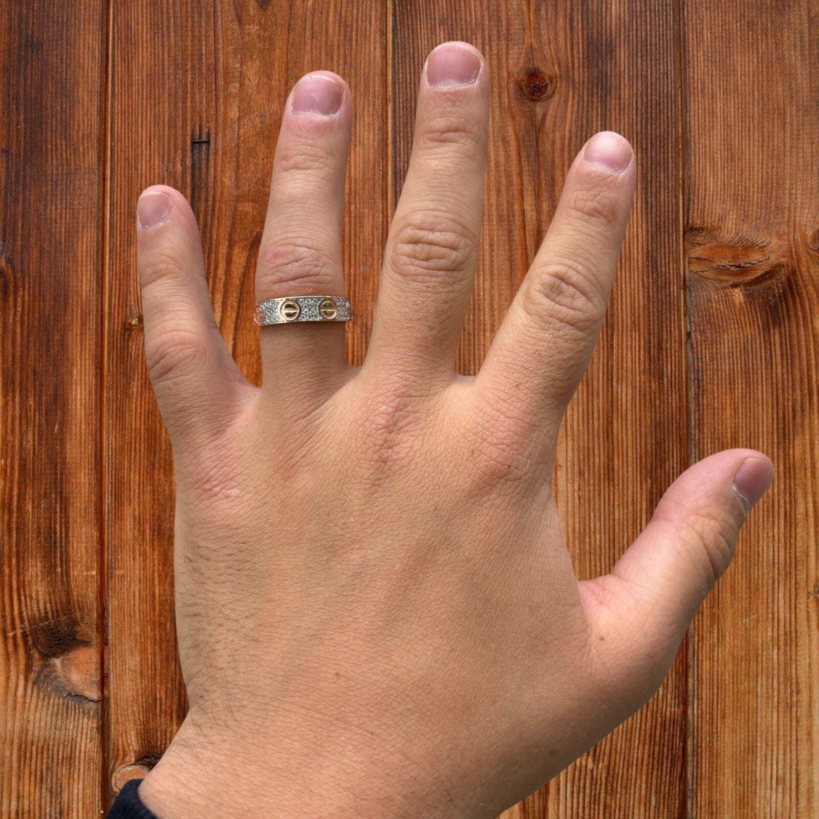 925 Sterling Silver Love Ring With Moissanite