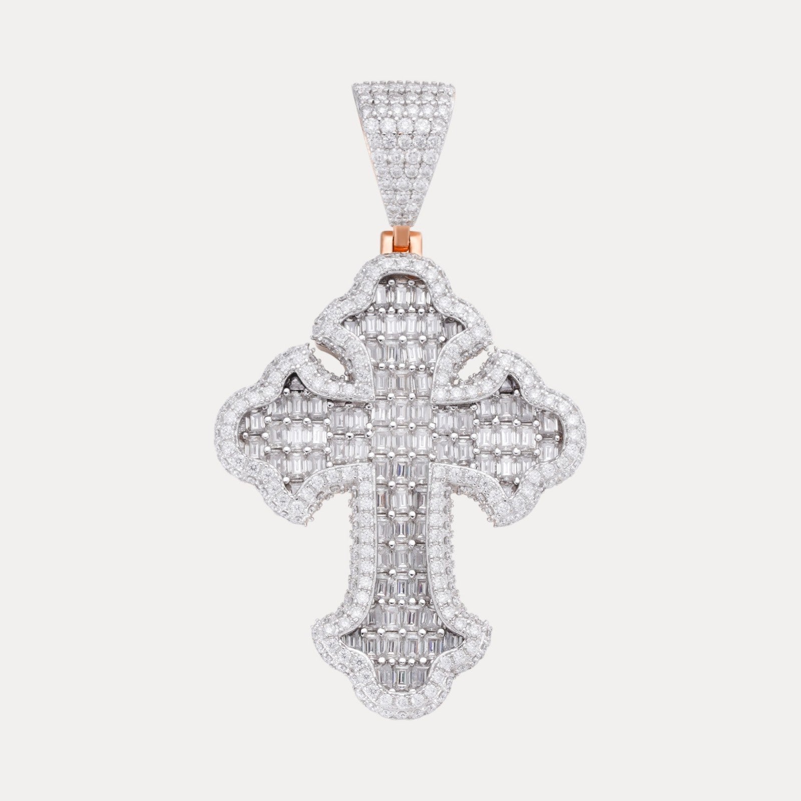 925 Sterling Silver Gothic Cross With Moissanite - Medium