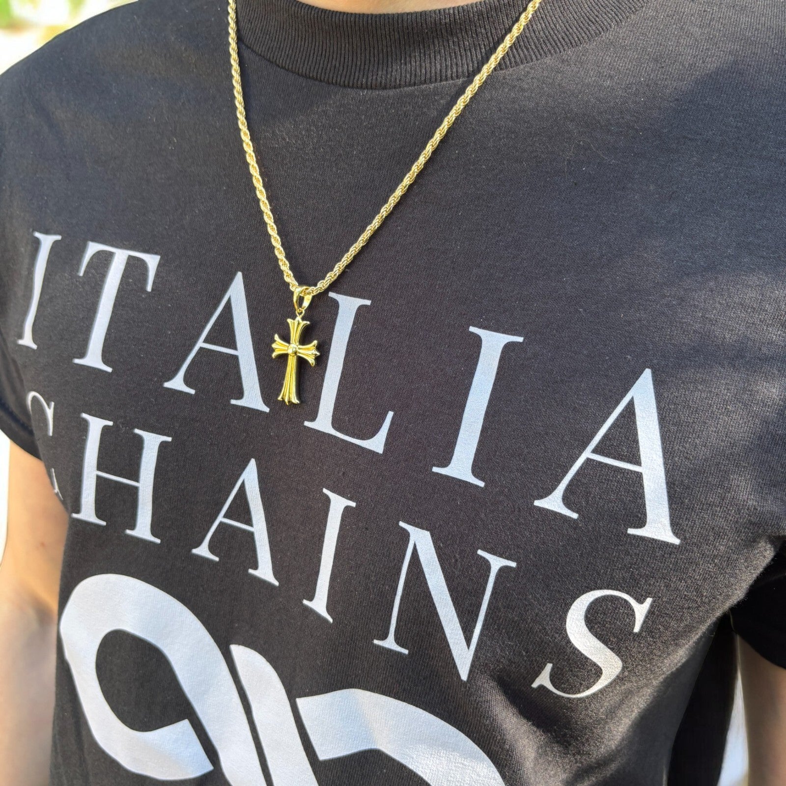 925 Sterling Silver Cross Hearts Pendant - Medium