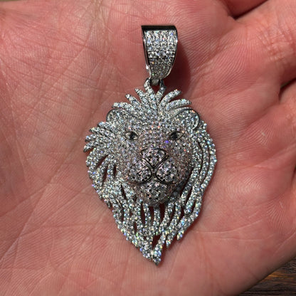 925 Sterling Silver Lion Pendant With Moissanite